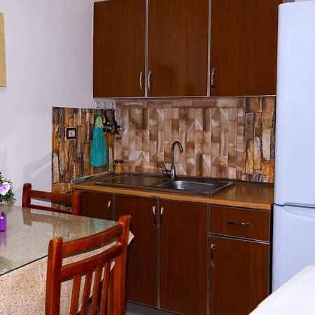 Guest House Roli Berat Exterior photo