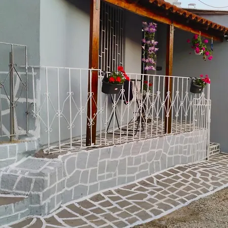 Guest House Roli Berat Exterior photo